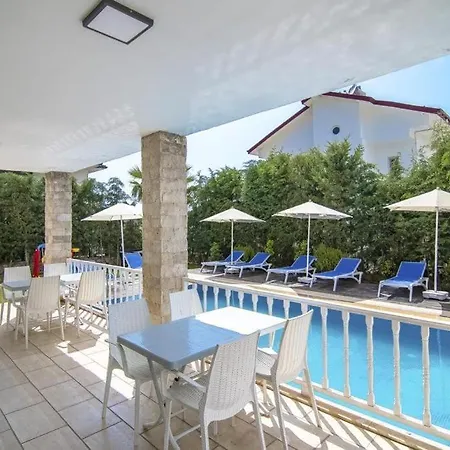 Villa Toker