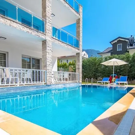Villa Toker